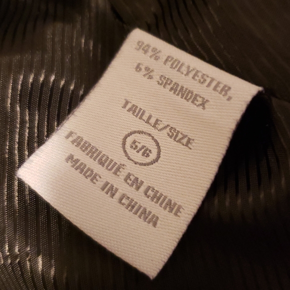 Blazer - Picture 4 of 4